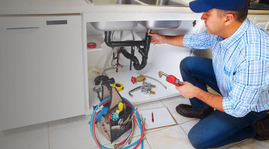 Local annual plumbing maintenance in Banquete, TX